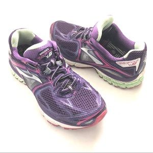 Brooks Ravenna 5 Athletic Running Sneakers  7